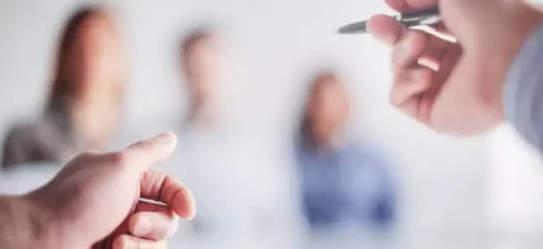 5 ejemplos de preguntas complicadas en una entrevista de trabajo y sus posibles respuestas